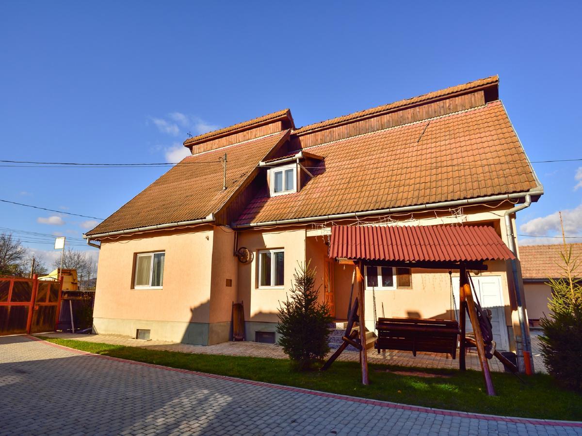 Gyongyvirag Panzio Bed and Breakfast Turia Exterior foto