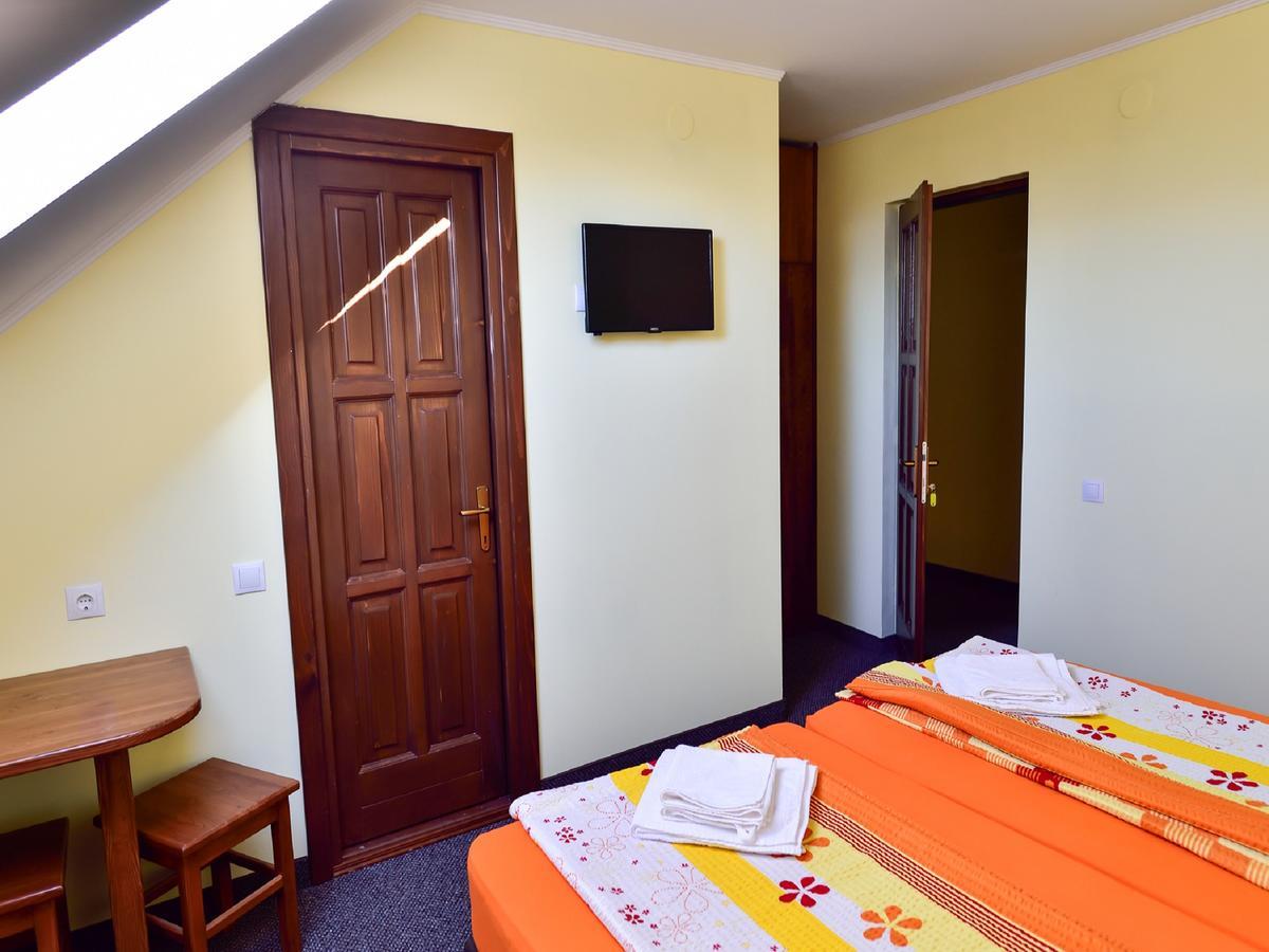Gyongyvirag Panzio Bed and Breakfast Turia Exterior foto
